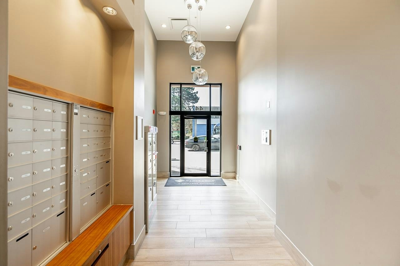 502-4477 Hastings Street, Burnaby, BC, V5C 2K1 - 7