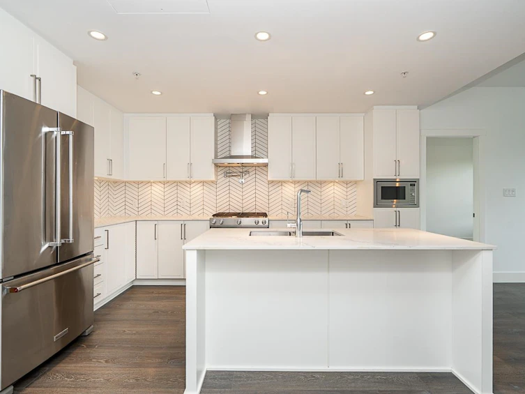 502-4477 Hastings Street, Burnaby, BC, V5C 2K1 - 8