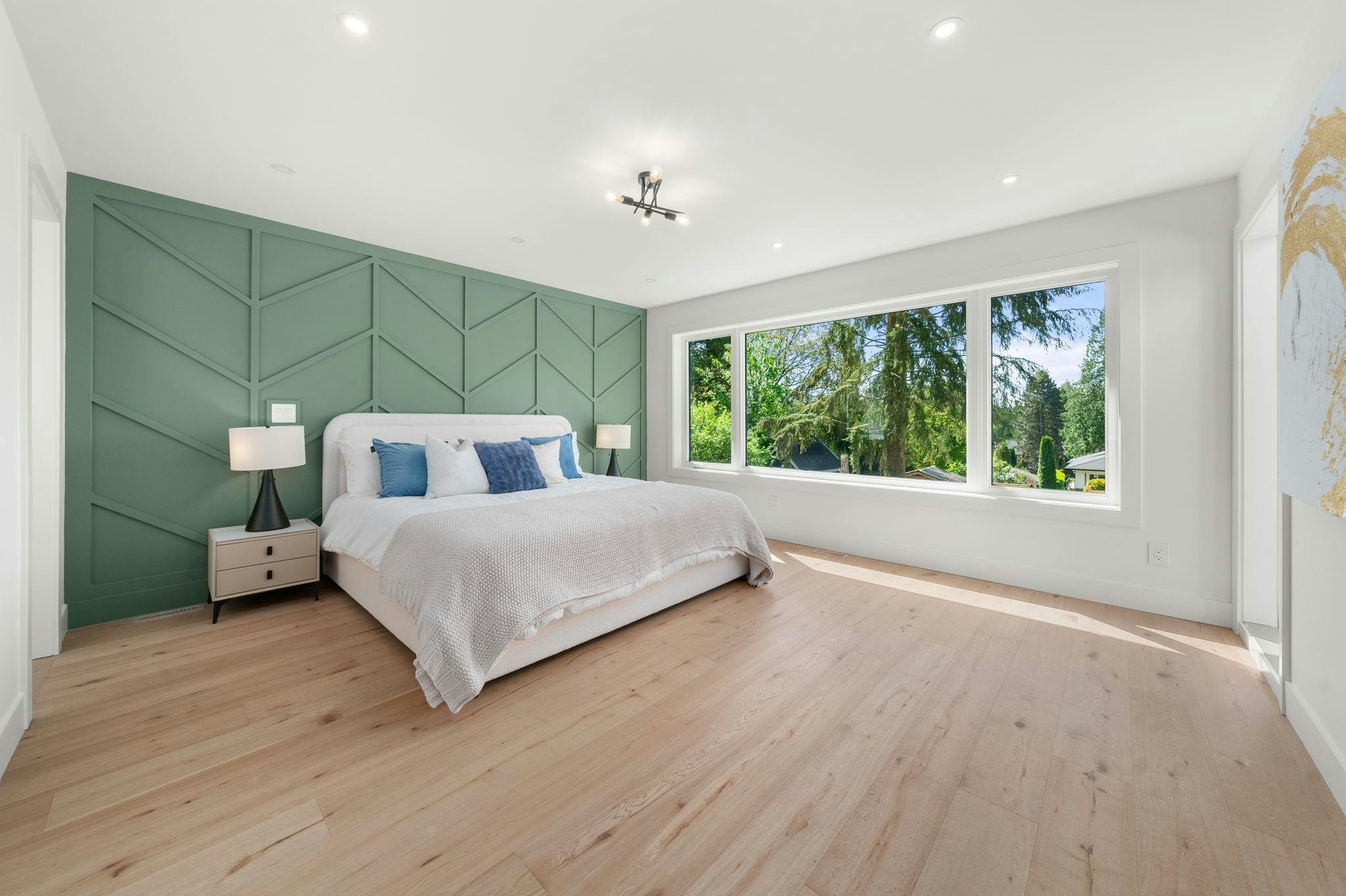 1511 Burrill Avenue, North Vancouver, BC, V7K 1L8 - 22