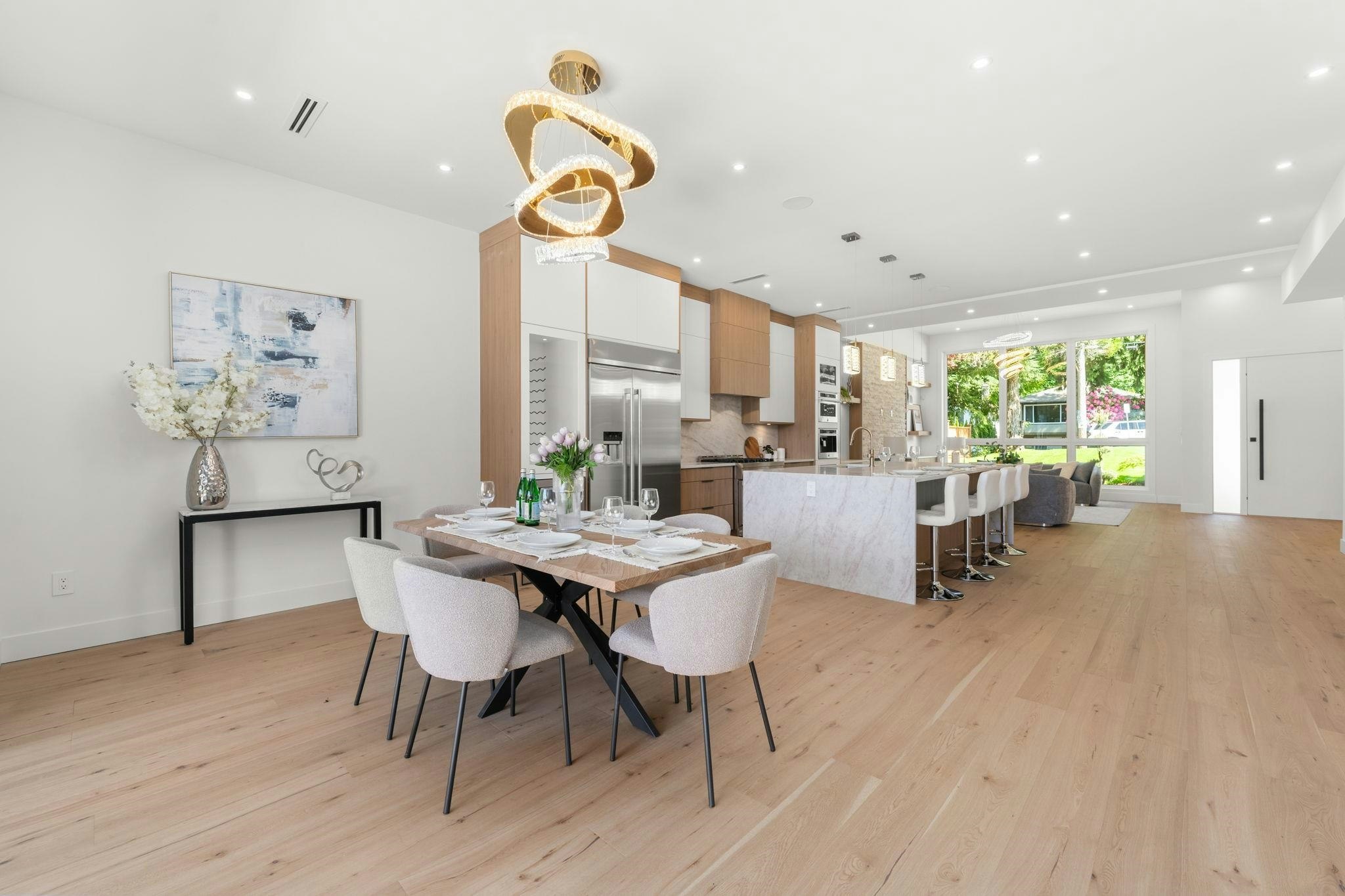 1511 Burrill Avenue, North Vancouver, BC, V7K 1L8 - 13