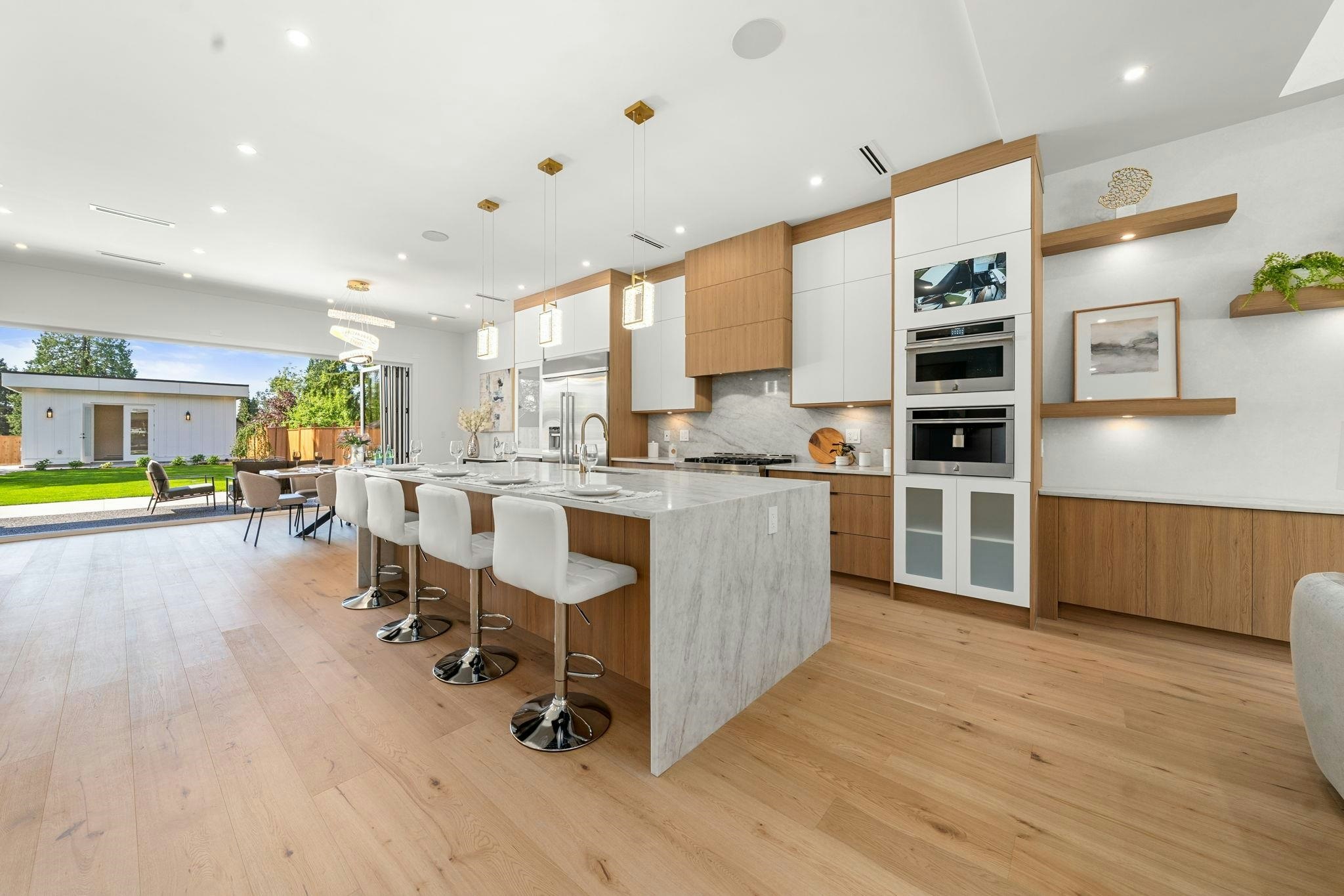 1511 Burrill Avenue, North Vancouver, BC, V7K 1L8 - 7