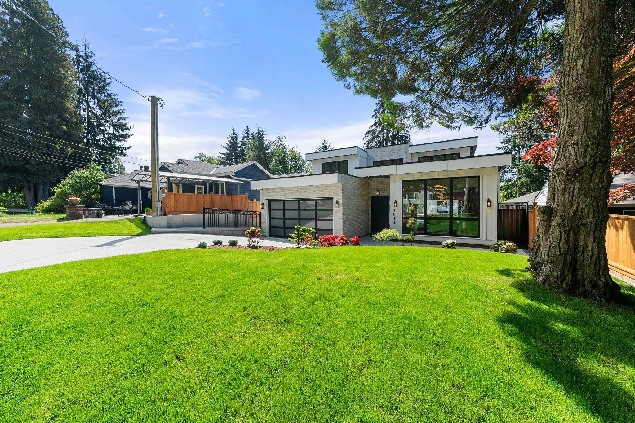 1511 Burrill Avenue, North Vancouver, BC, V7K 1L8 - 3