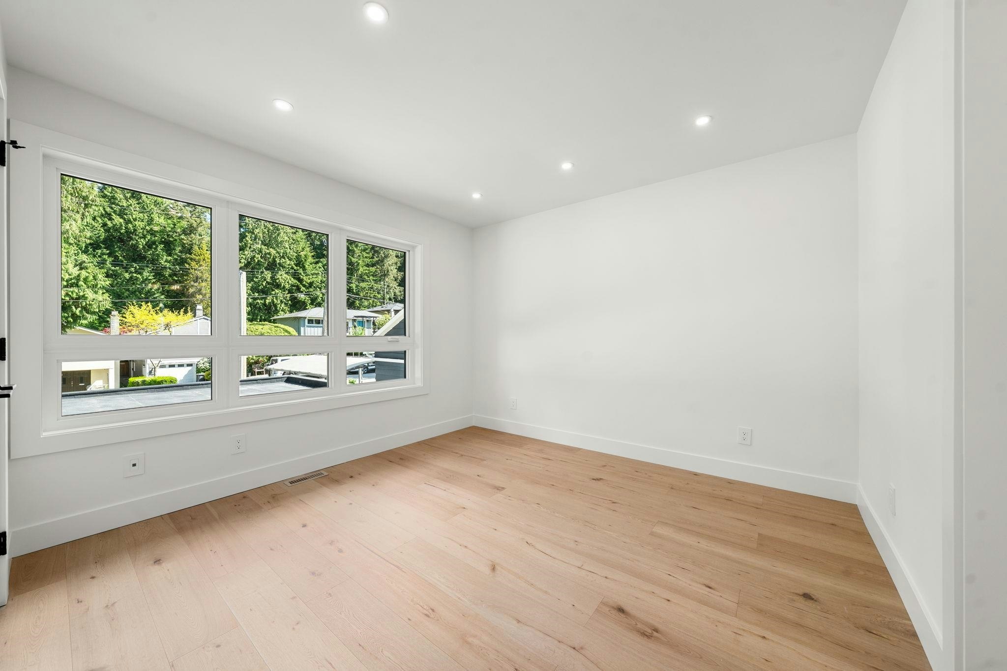 1511 Burrill Avenue, North Vancouver, BC, V7K 1L8 - 29