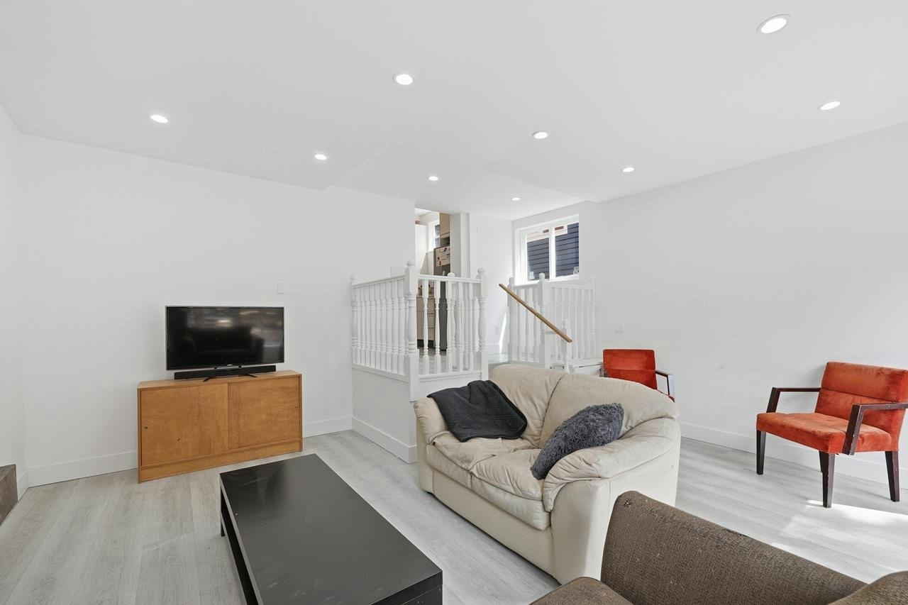 14 W 14th Avenue, Vancouver, BC, V5Y 1W6 - 10