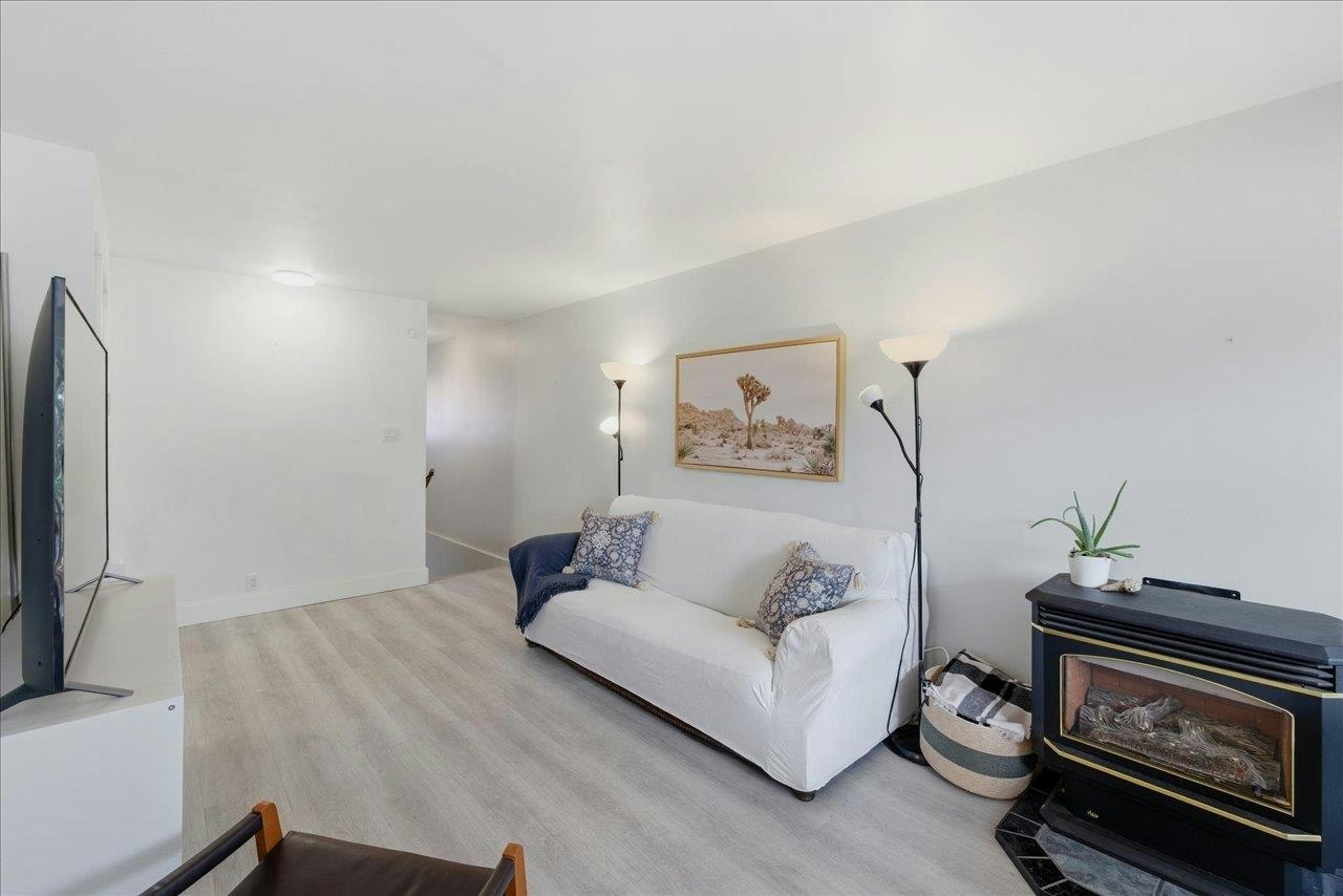 14 W 14th Avenue, Vancouver, BC, V5Y 1W6 - 22
