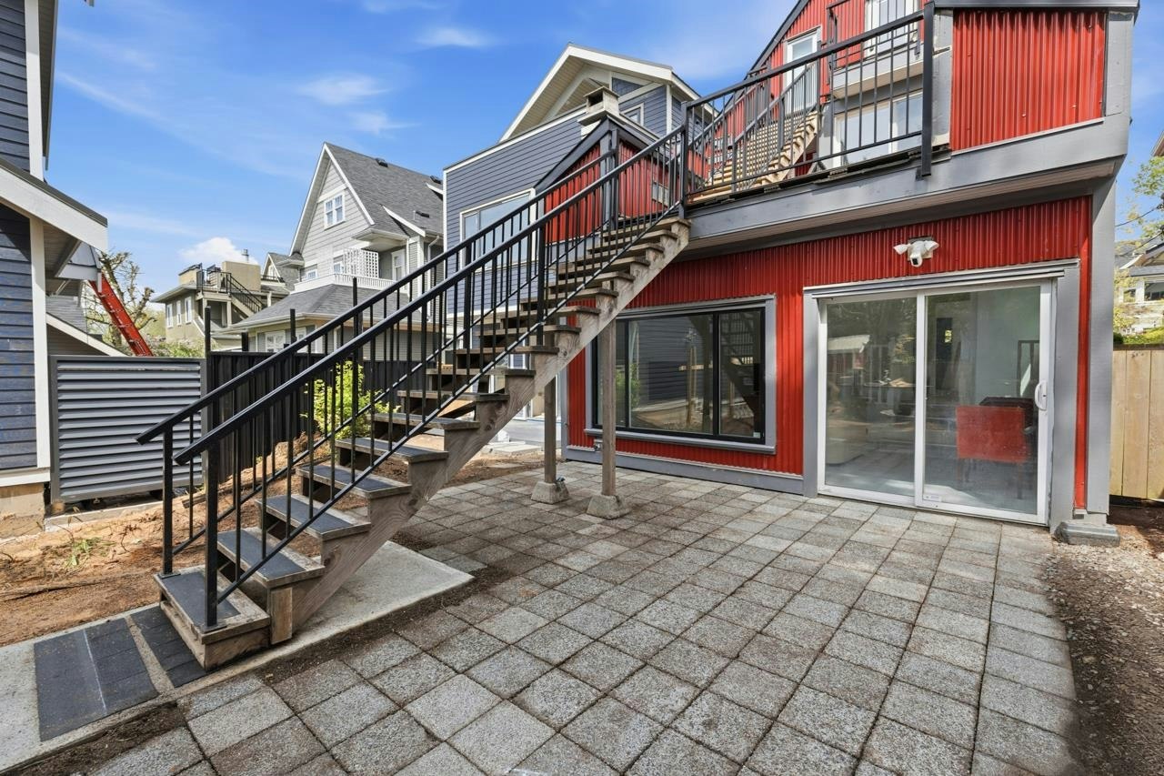 14 W 14th Avenue, Vancouver, BC, V5Y 1W6 - 18