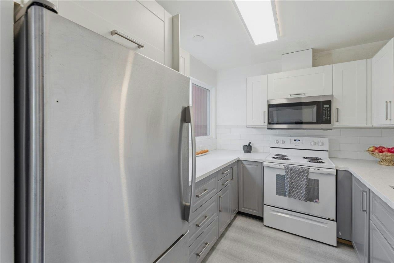 14 W 14th Avenue, Vancouver, BC, V5Y 1W6 - 24