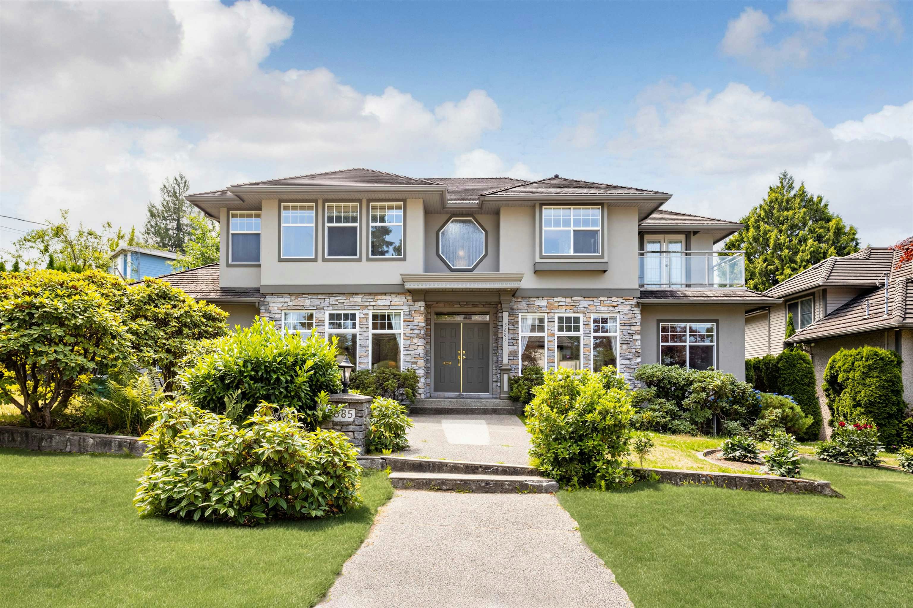 5885 Walker Avenue, Burnaby, BC, V5E 3B3