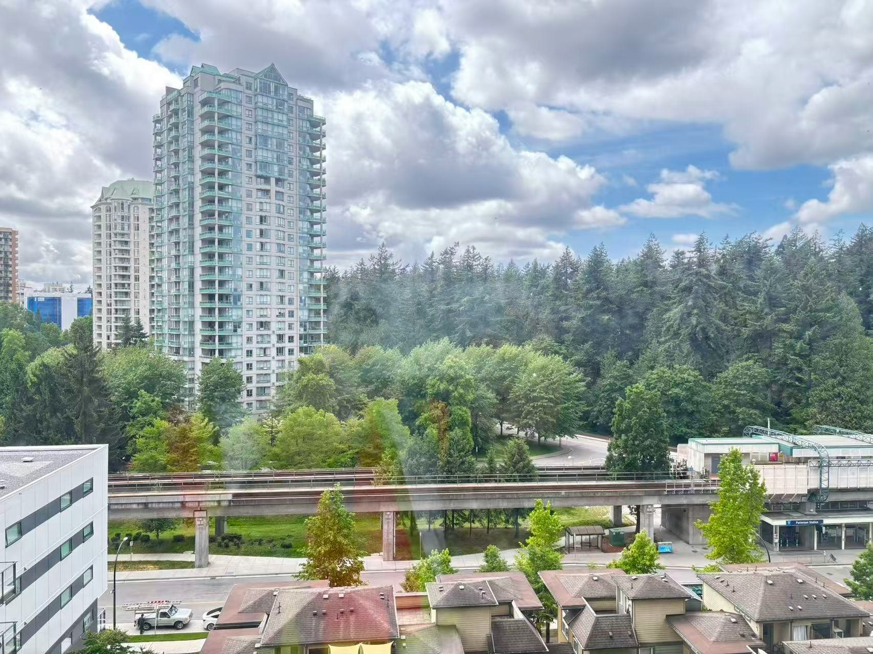 908-5938 Olive Street, Burnaby, BC, V5H 2P6 - 2