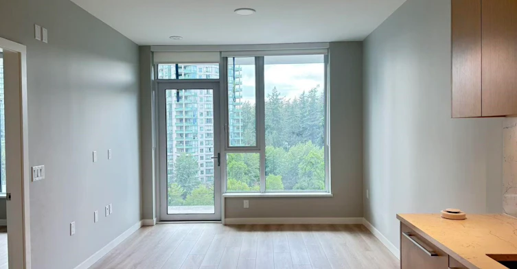 908-5938 Olive Street, Burnaby, BC, V5H 2P6 - 4