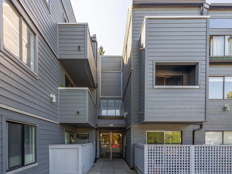 201-1948 Coquitlam Avenue, Port Coquitlam, BC, V3B 1J3 - 21
