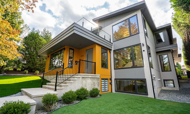3170 Capstan Crescent