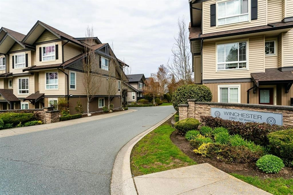 54-21867 50 Avenue, Langley, BC, V3A 3T2