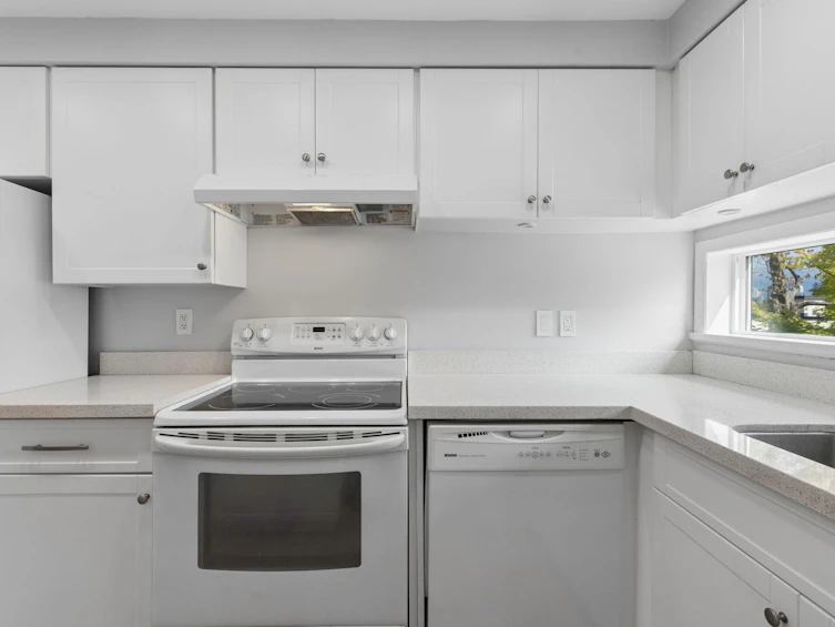 206-2120 W 2nd Avenue, Vancouver, BC, V6K 1H6 - 7