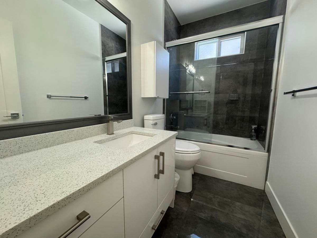 Suite-8356 Mctaggart St, Mission, BC, V2V 6S6 - 13