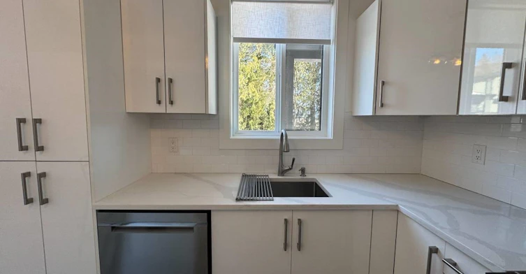 Suite-8356 Mctaggart St, Mission, BC, V2V 6S6 - 4