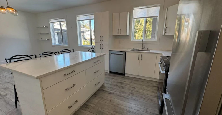 Suite-8356 Mctaggart St, Mission, BC, V2V 6S6 - 3