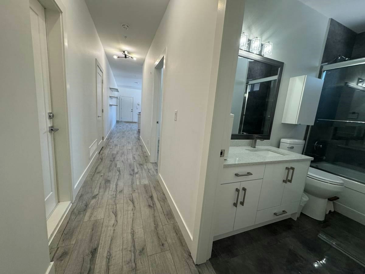 Suite-8356 Mctaggart St, Mission, BC, V2V 6S6 - 12