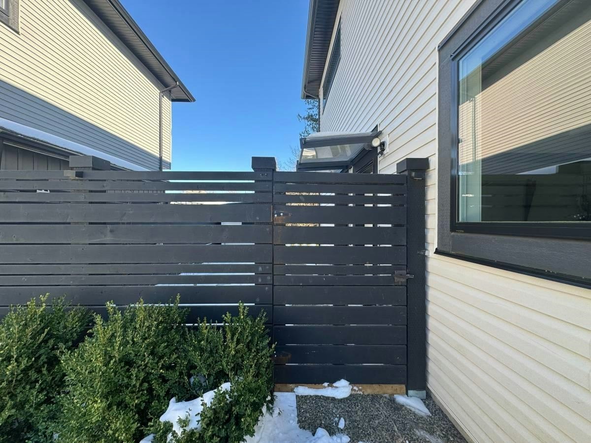 Suite-8356 Mctaggart St, Mission, BC, V2V 6S6 - 18
