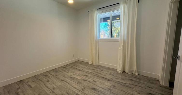 Suite-8356 Mctaggart St, Mission, BC, V2V 6S6 - 9