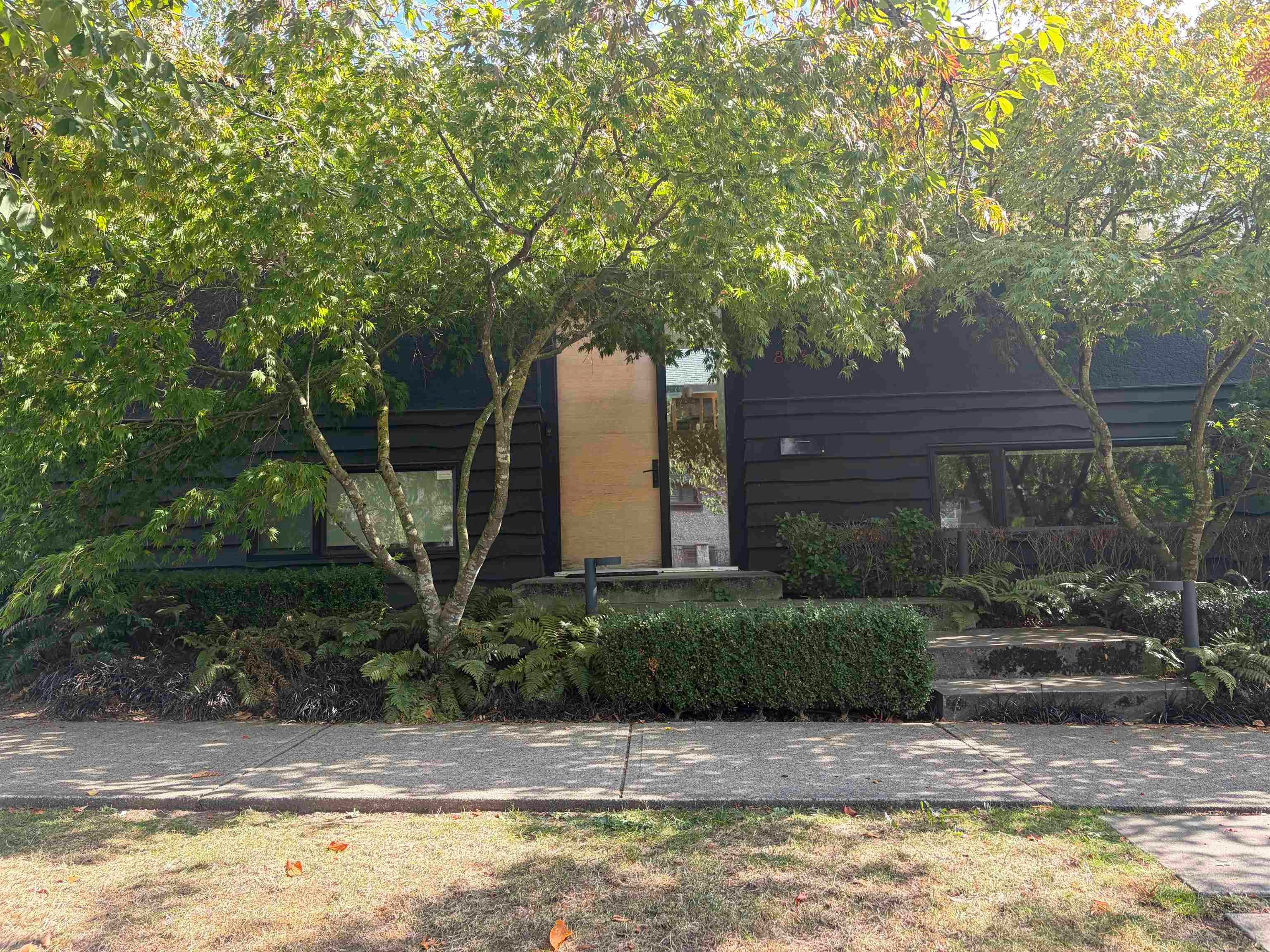 8330 Adera Street, Vancouver, BC, V6P 5E5