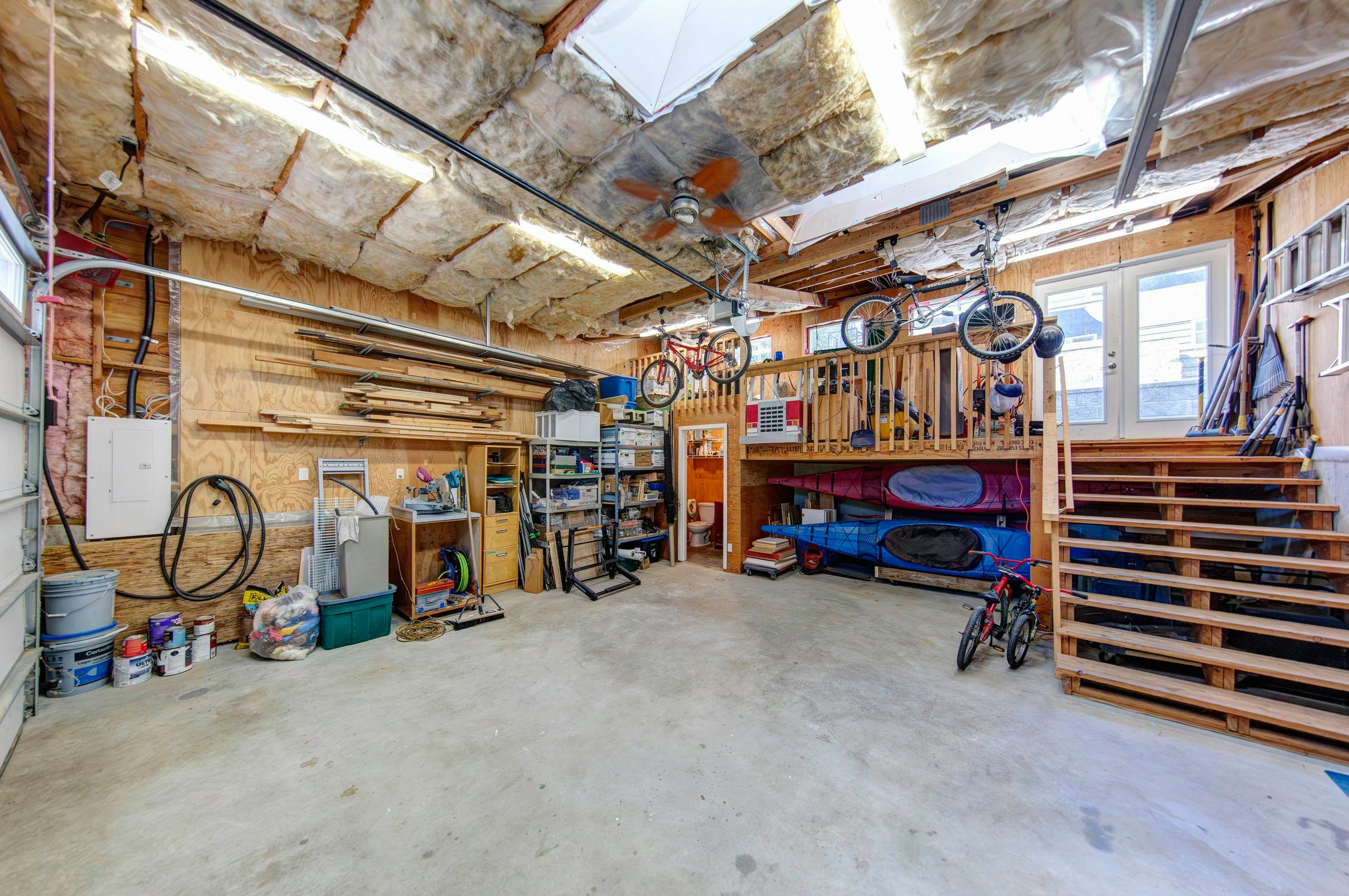 1243 Cloverley Street, North Vancouver, BC, V7L 1N7 - 10
