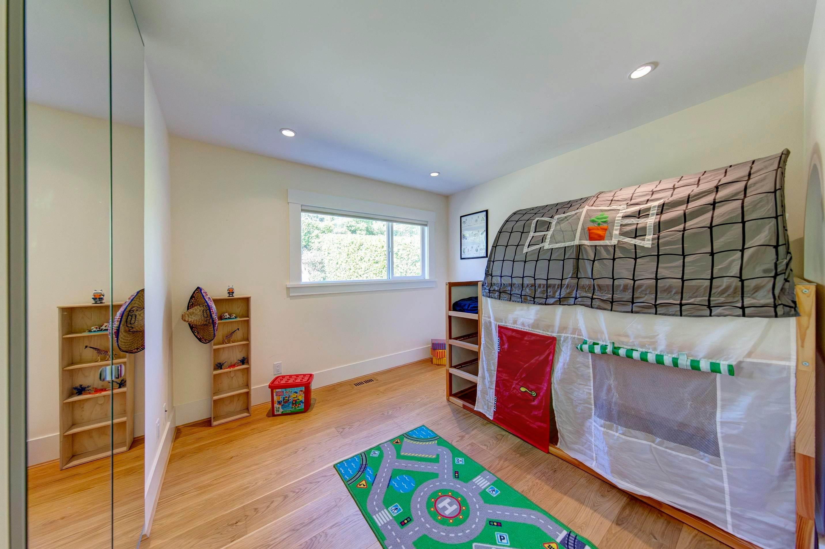 1243 Cloverley Street, North Vancouver, BC, V7L 1N7 - 17