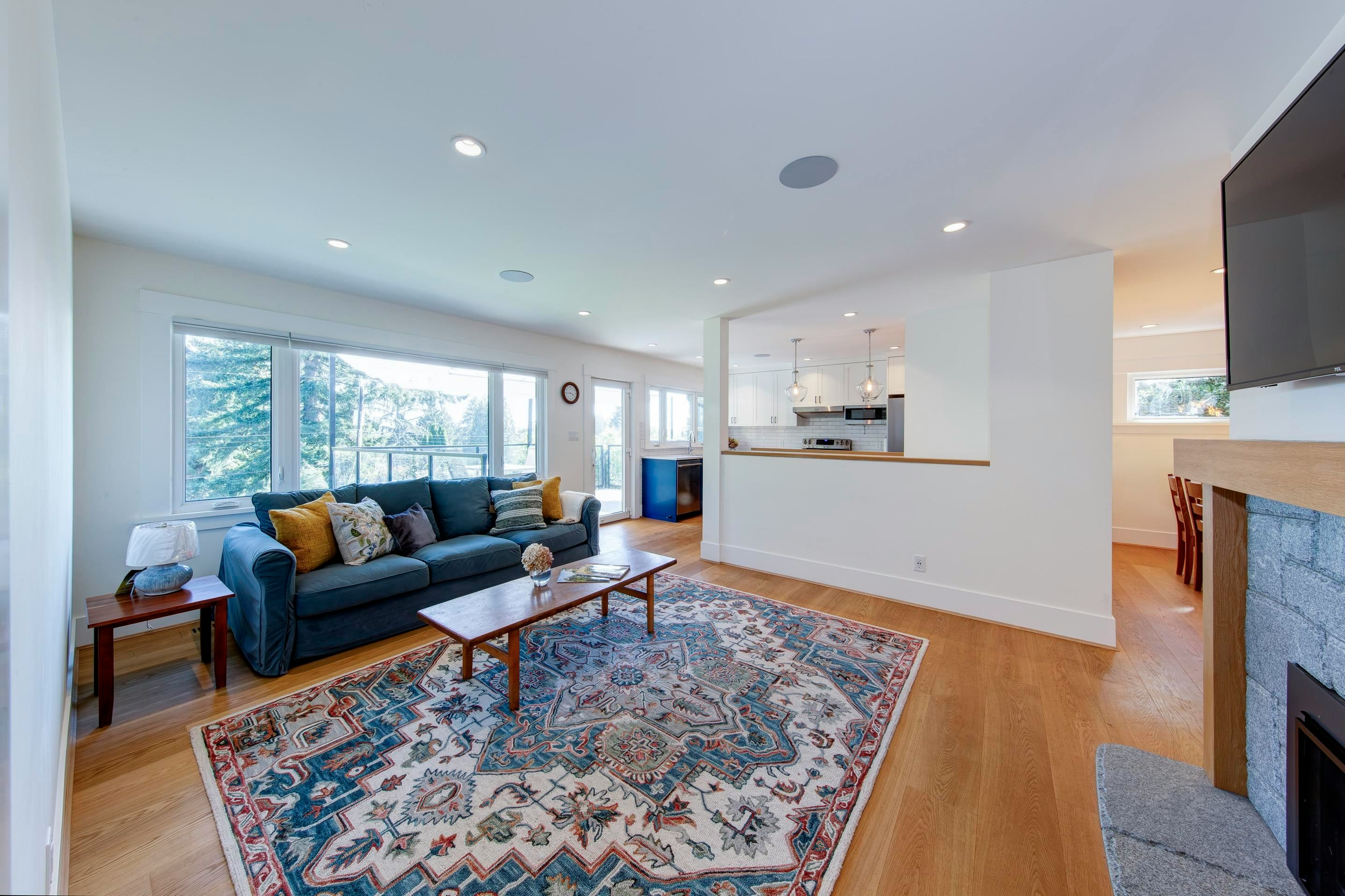 1243 Cloverley Street, North Vancouver, BC, V7L 1N7 - 4
