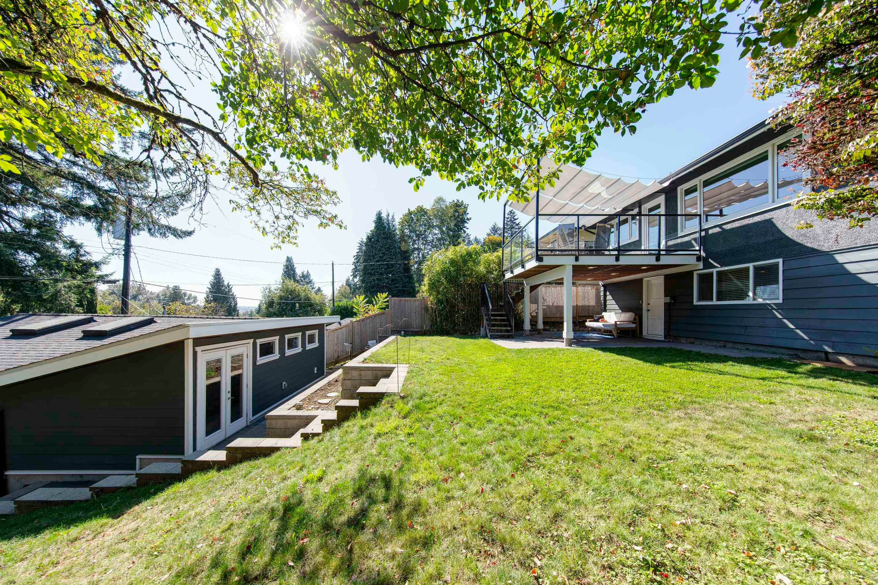1243 Cloverley Street, North Vancouver, BC, V7L 1N7 - 35