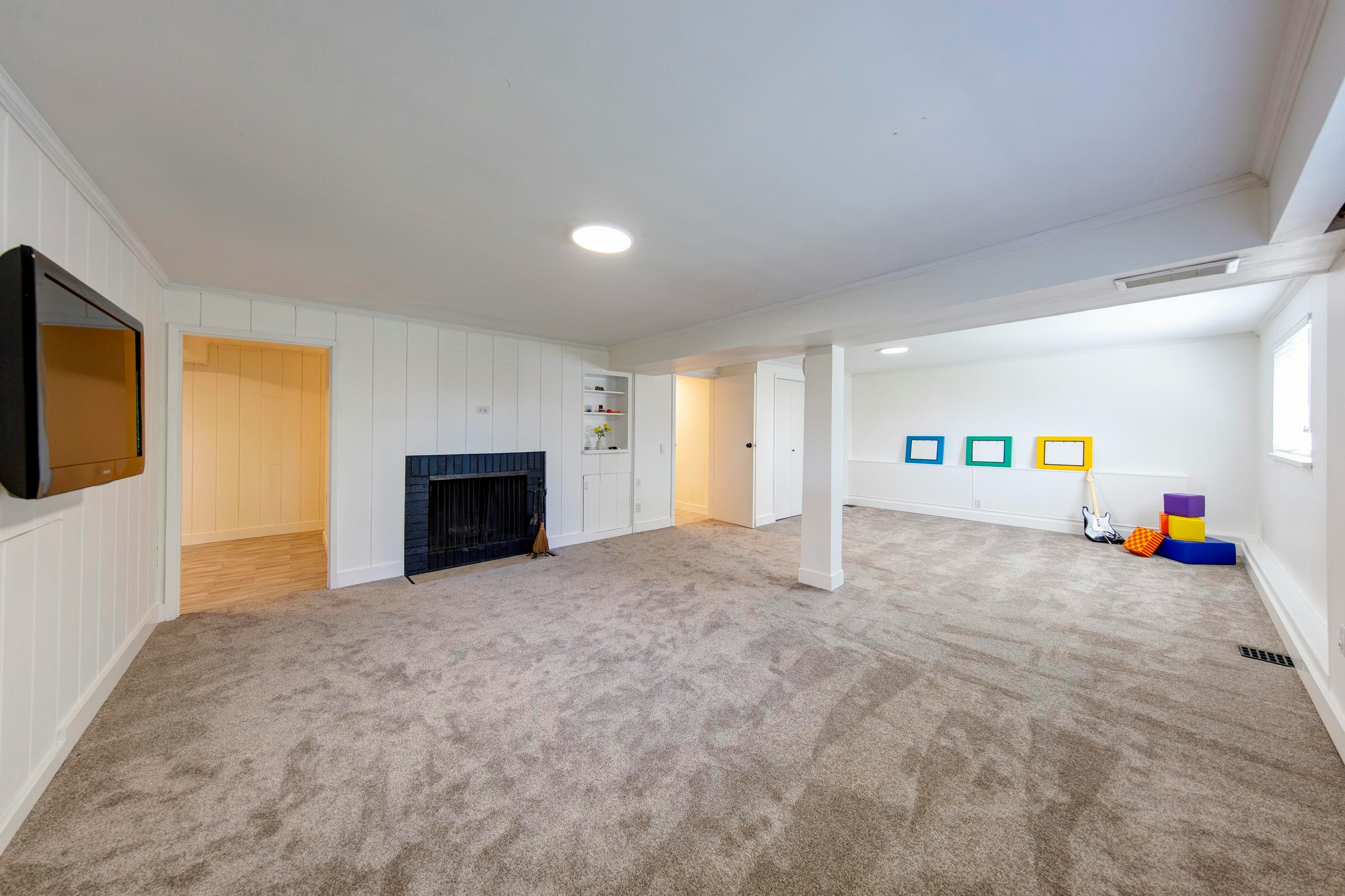 1243 Cloverley Street, North Vancouver, BC, V7L 1N7 - 26