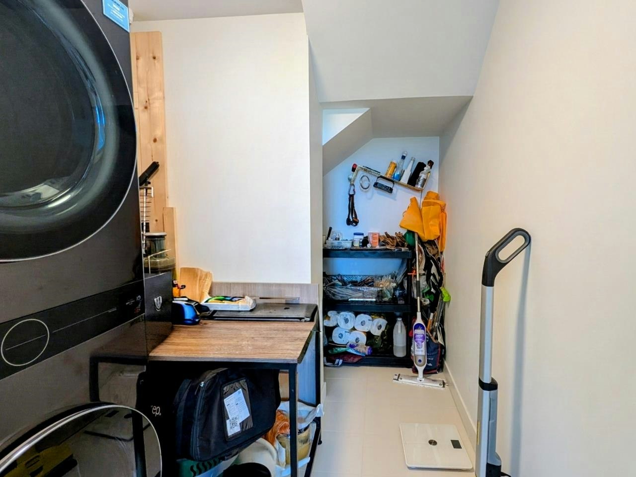 2704-1401 Hunter Street, North Vancouver, BC, V7J 0E2 - 15