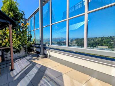 2704-1401 Hunter Street - 2