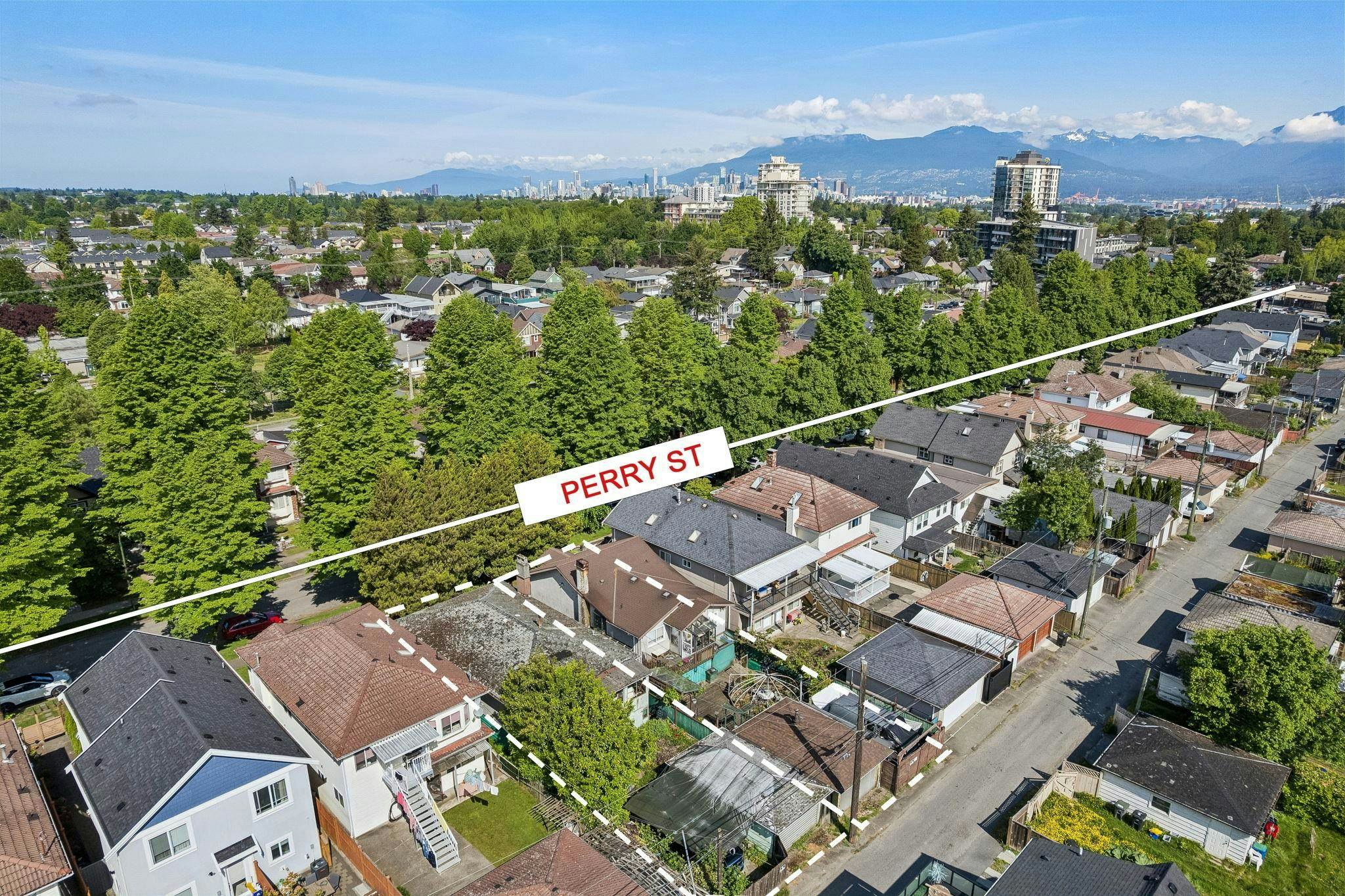 4420 Perry Street, Vancouver, BC, V5N 3X5 - 12
