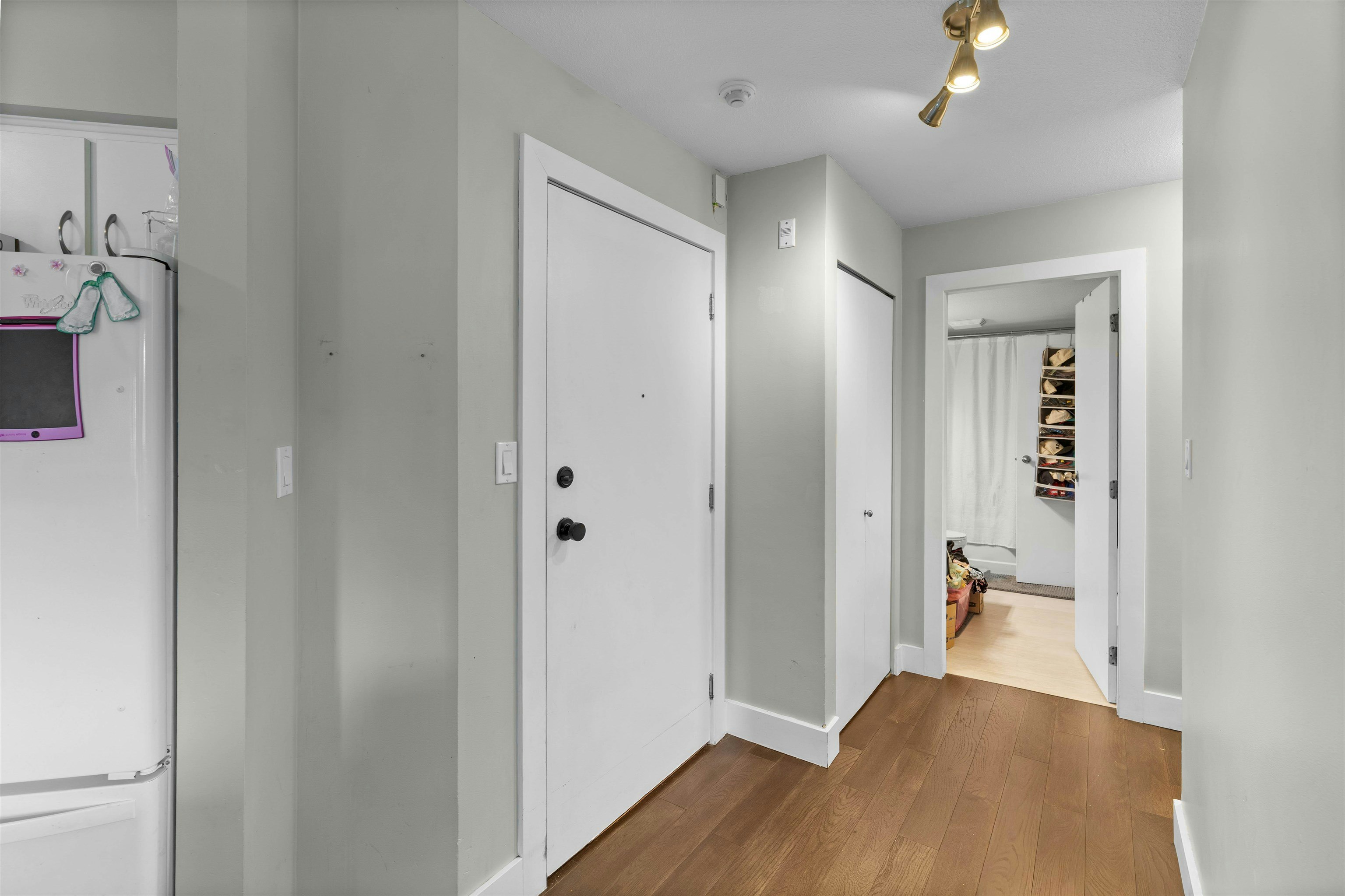 205-1755 Salton Road, Abbotsford, BC, V2S 7C5 - 3