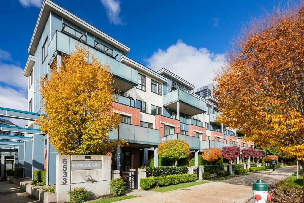 208-6533 Mckay Avenue, Burnaby, BC, V5H 2V5