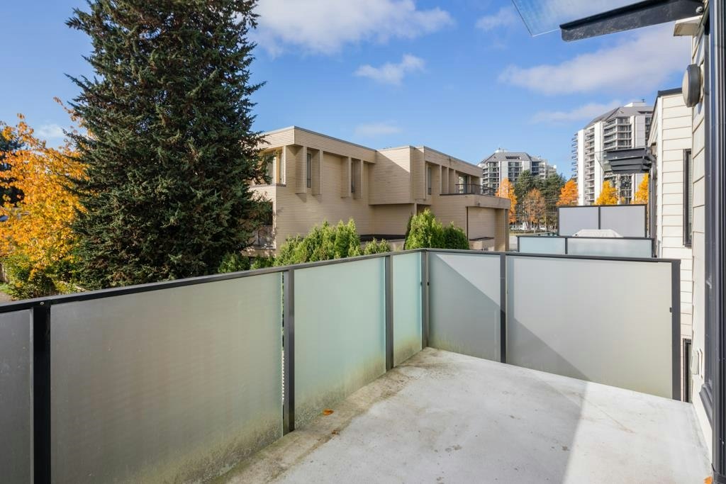 208-6533 Mckay Avenue, Burnaby, BC, V5H 2V5 - 12