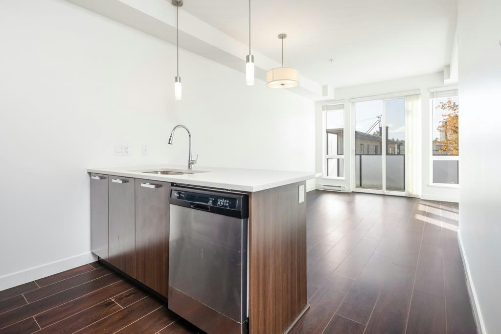 208-6533 Mckay Avenue, Burnaby, BC, V5H 2V5 - 11
