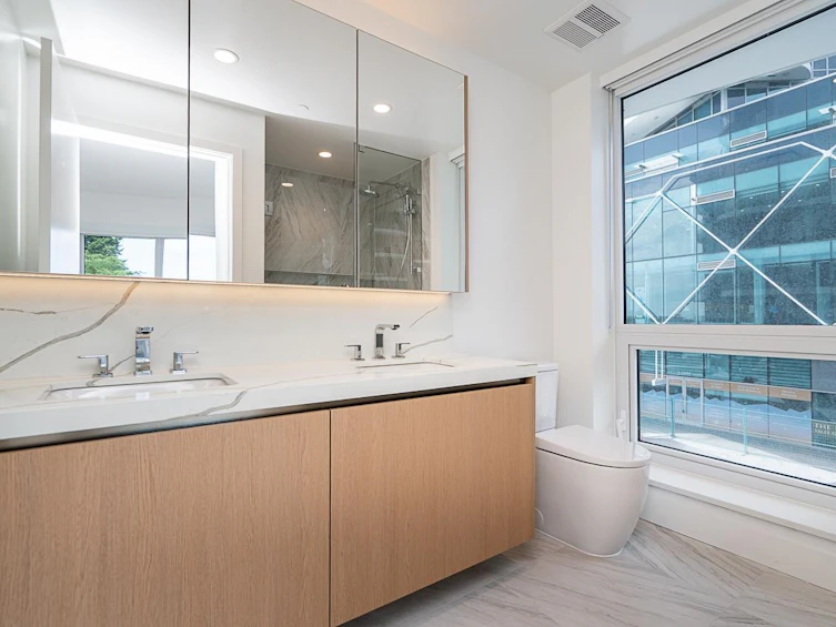 202-1475 Foster Street, Surrey, BC, V4B 0C9 - 23