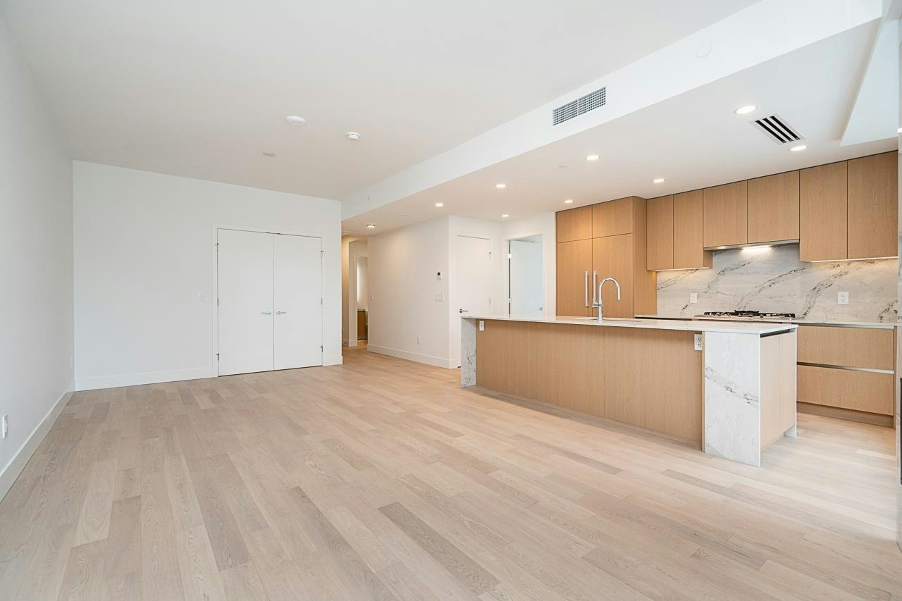 202-1475 Foster Street, Surrey, BC, V4B 0C9 - 11