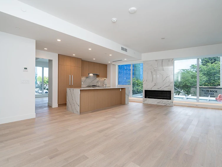 202-1475 Foster Street, Surrey, BC, V4B 0C9 - 7