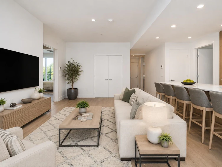 202-1475 Foster Street, Surrey, BC, V4B 0C9 - 9