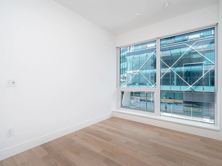 202-1475 Foster Street, Surrey, BC, V4B 0C9 - 27