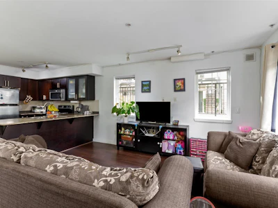 124-13958 108 Avenue - 2