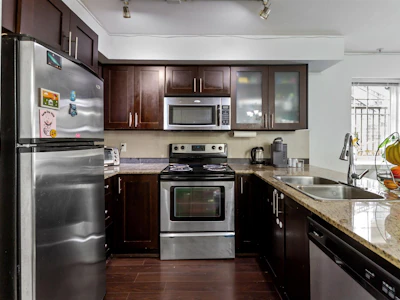 124-13958 108 Avenue - 5