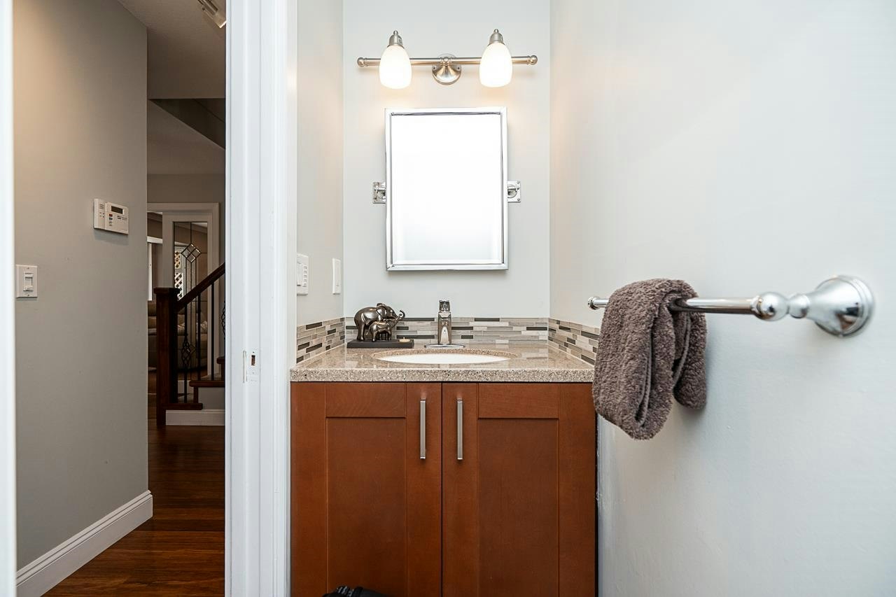 20087 50a Avenue, Langley, BC, V3A 7H8 - 20