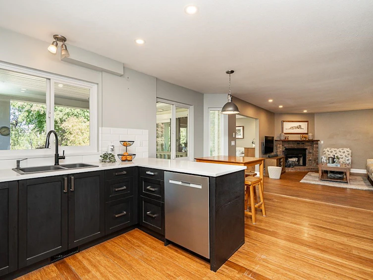 20087 50a Avenue, Langley, BC, V3A 7H8 - 9