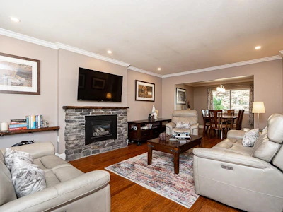 20087 50a Avenue - 5