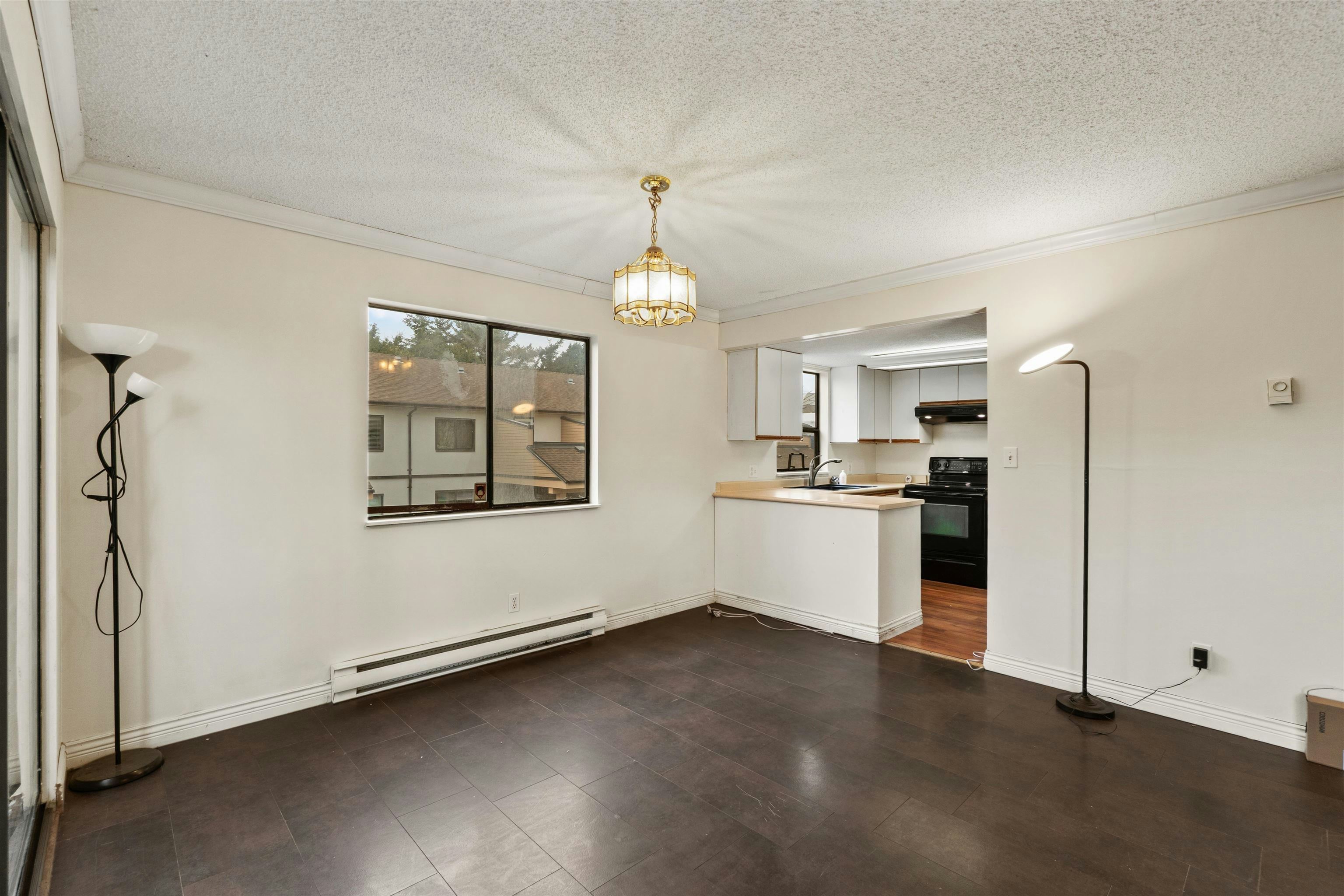 204-7165 133 Street, Surrey, BC, V3W 7Z6 - 6