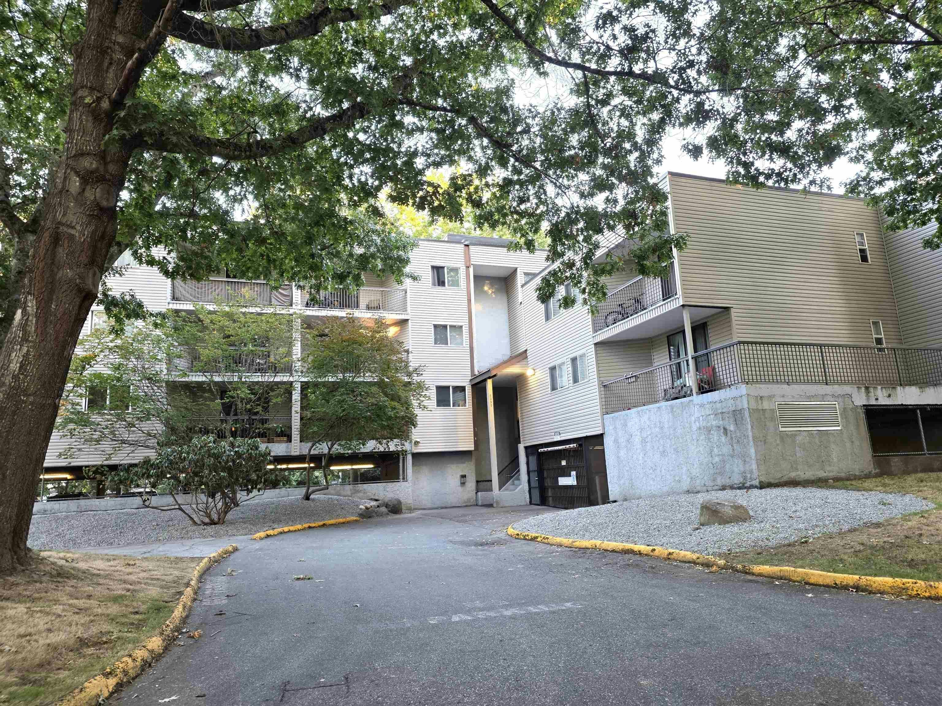 312-8391 Bennett Road, Richmond, BC, V6Y 1N4