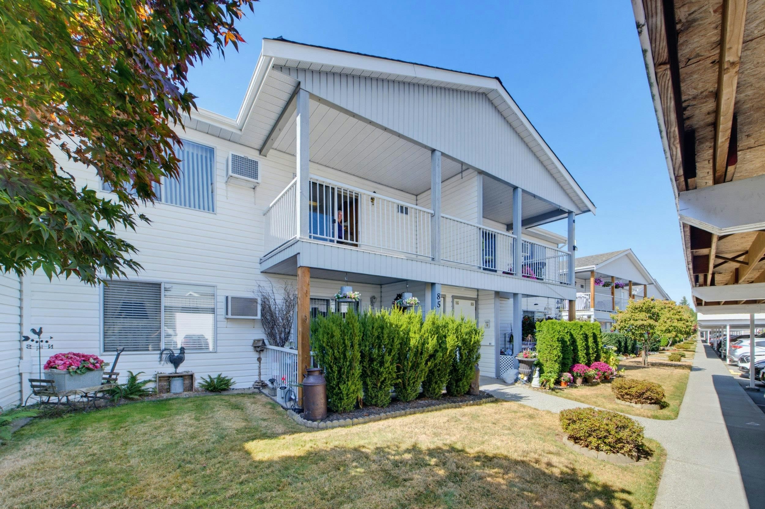 86-32691 Garibaldi Drive - 2